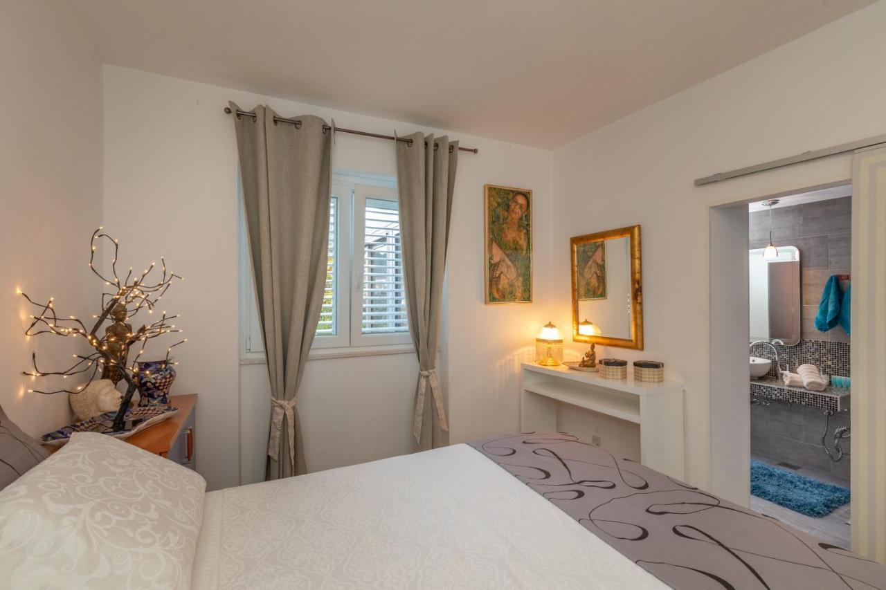 Apartment Romantika Ragusa Esterno foto